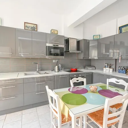 Alento Apartment *